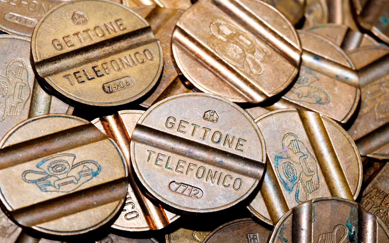 Hai uno di questi gettoni telefonici? Ecco quanto valgono Hai uno di questi gettoni telefonici? Ecco quanto valgono