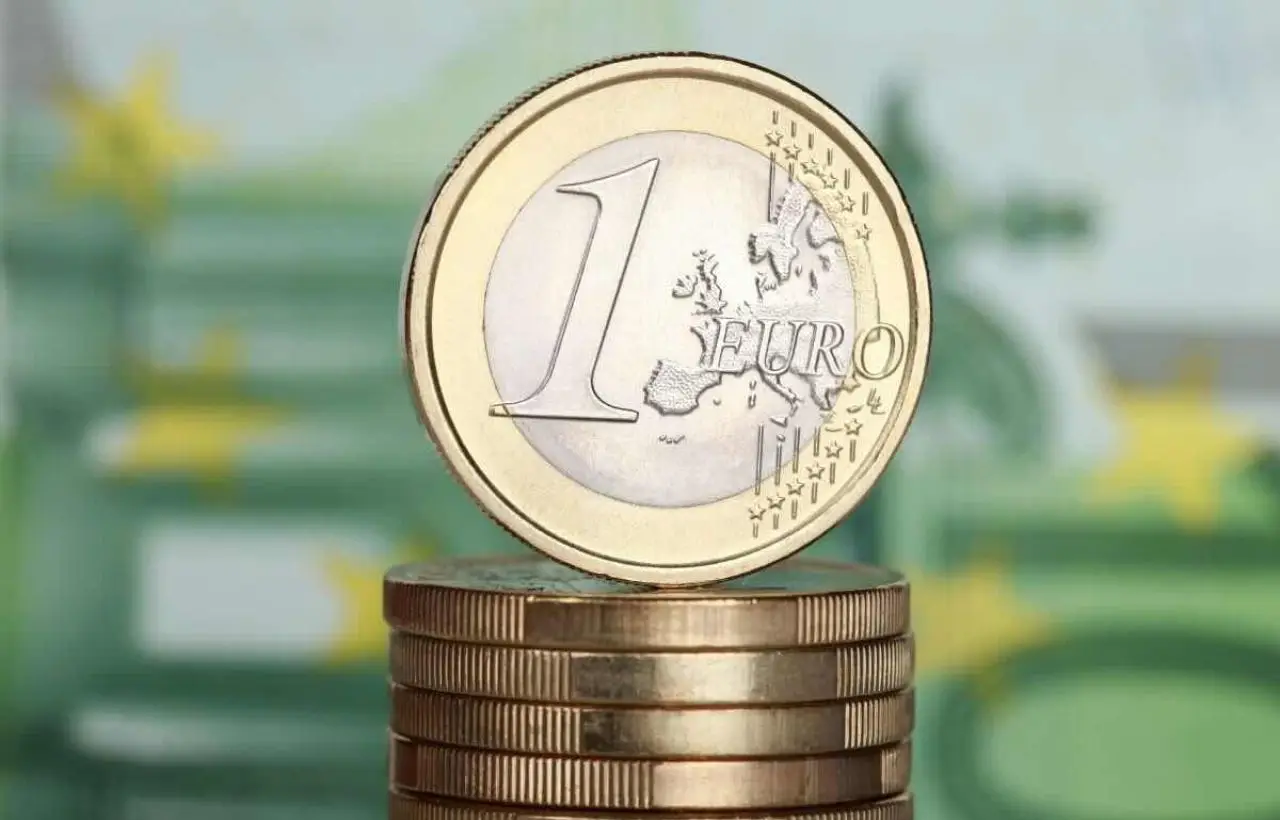 Moneta da 1 euro con simbolo raro: ecco quanto può valere oggi Moneta da 1 euro con simbolo raro: ecco quanto può valere oggi