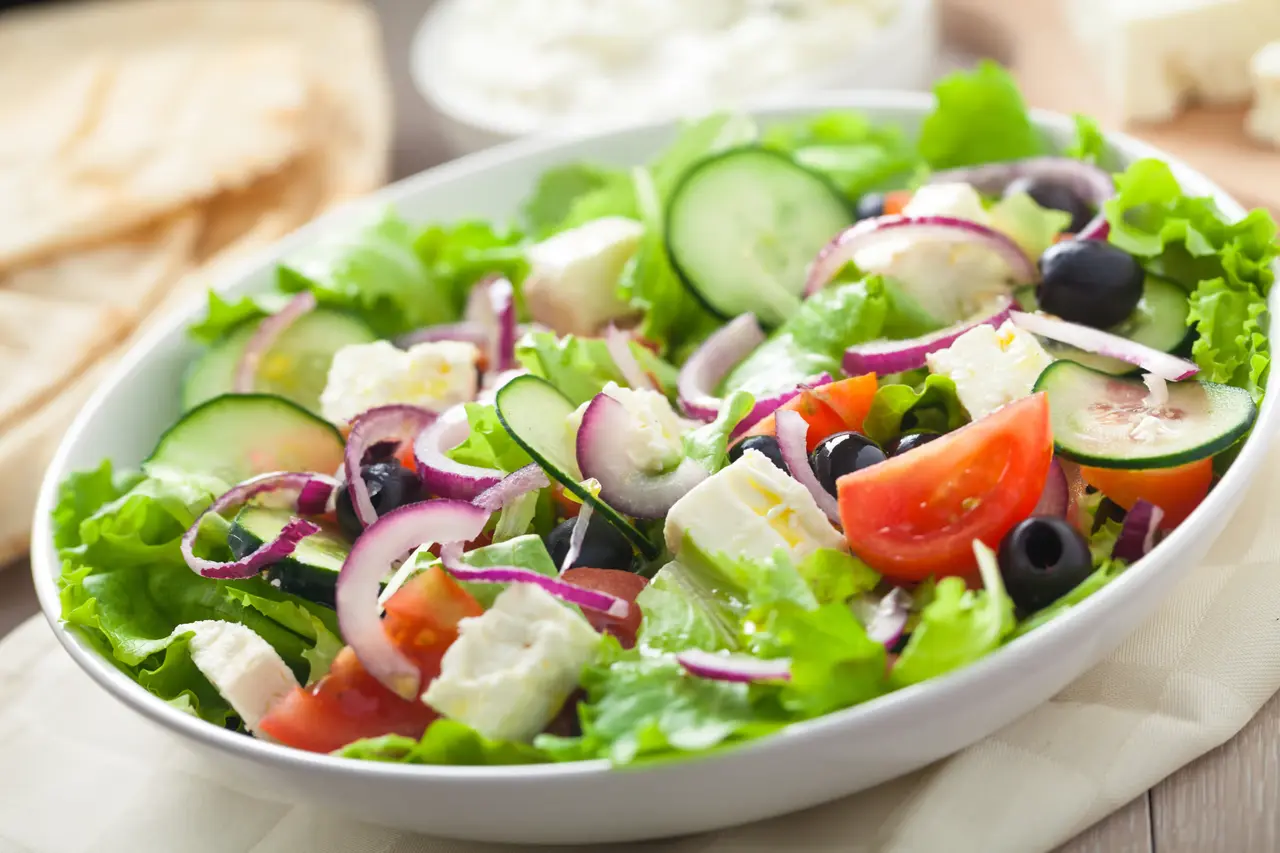 L’insalata gonfia solo se usi questi 2 ingredienti: ecco quali sono L’insalata gonfia solo se usi questi 2 ingredienti: ecco quali sono