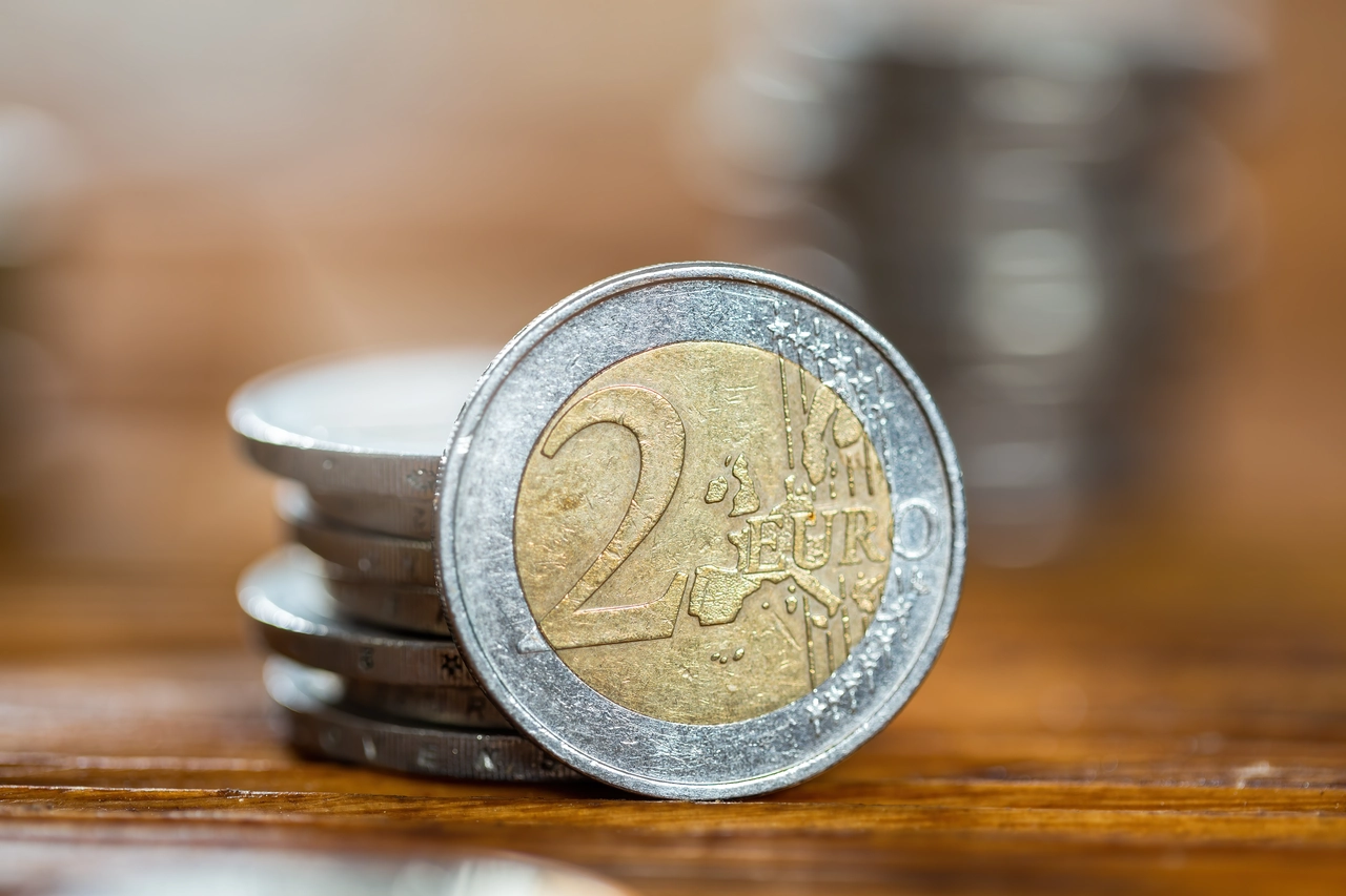 Monete da 2 euro della Grecia e della Spagna: ecco quelle che valgono di più Monete da 2 euro della Grecia e della Spagna: ecco quelle che valgono di più