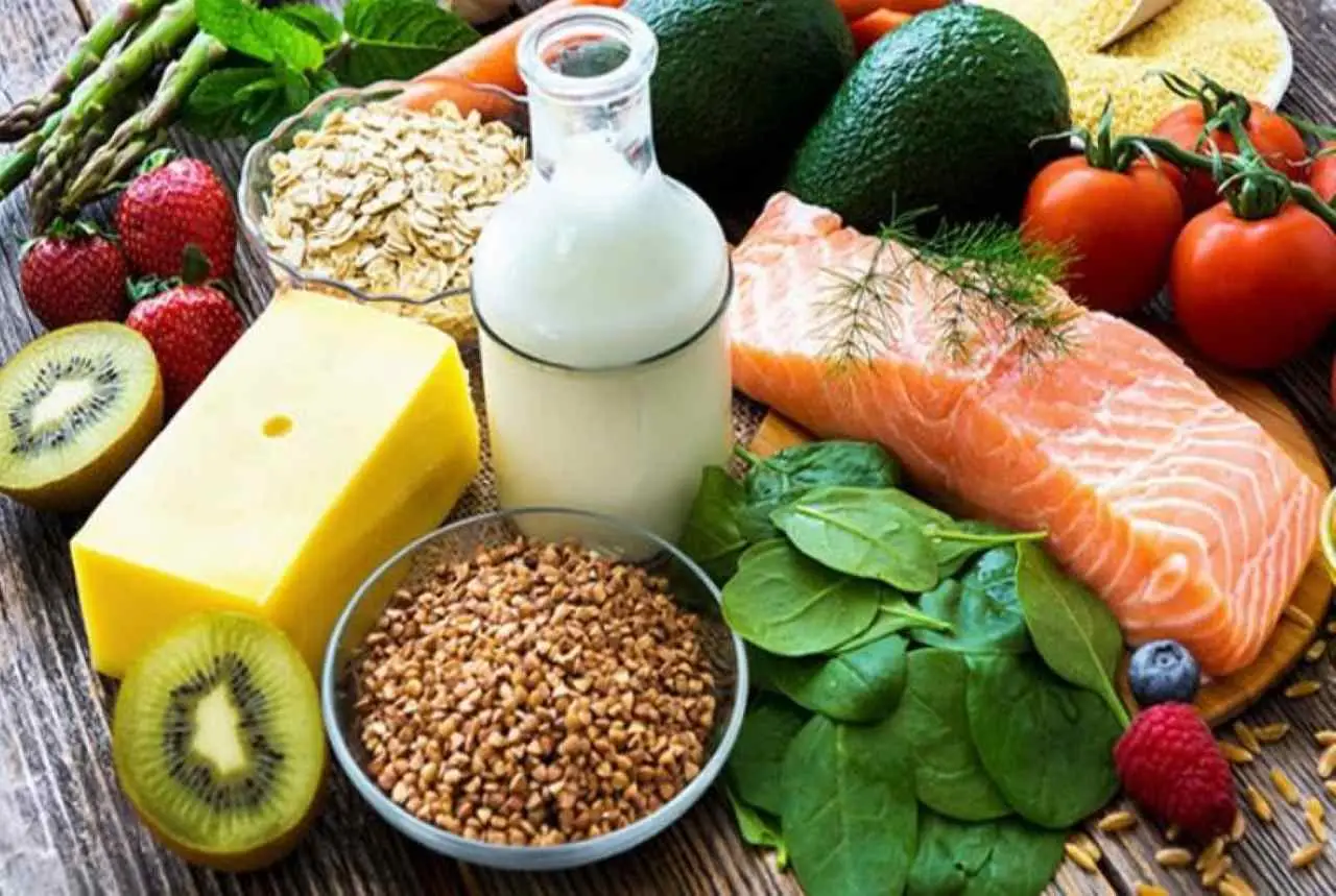 Evita errori a tavola: la combinazione di alimenti da non fare mai a cena Evita errori a tavola: la combinazione di alimenti da non fare mai a cena