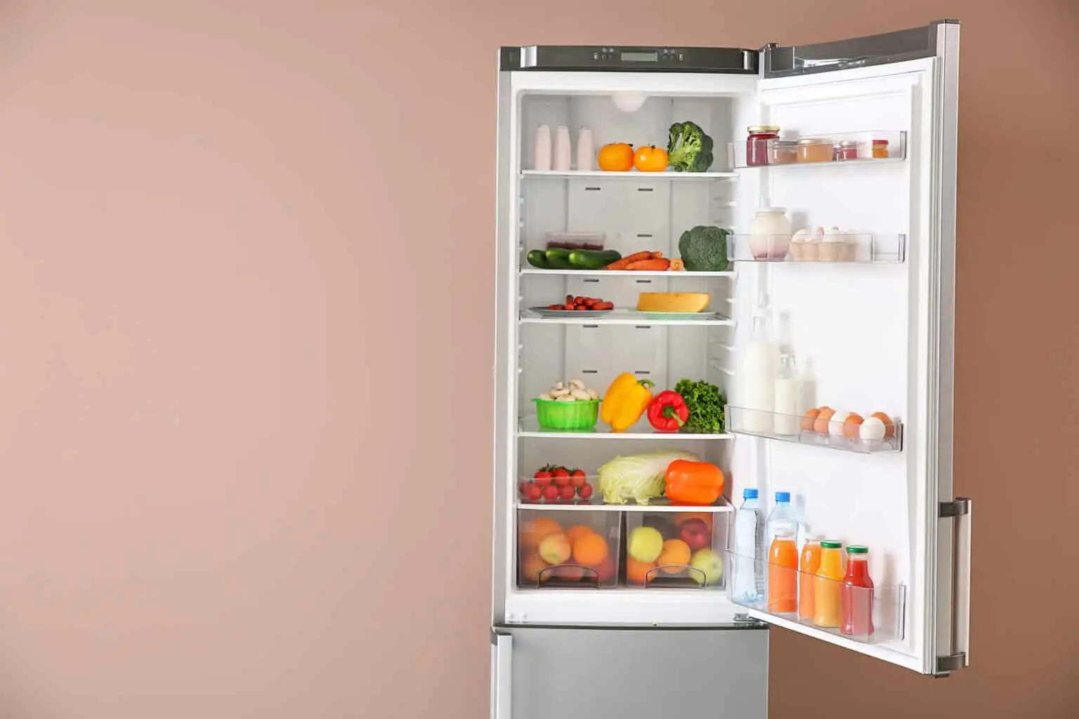 Conservi i pomodori in frigo? Scopri subito l’errore che rischia di rovinarli Conservi i pomodori in frigo? Scopri subito l’errore che rischia di rovinarli
