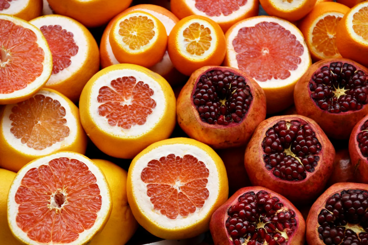 Scopri perché mescolare agrumi diversi in frigo può danneggiare il sapore di tutti Scopri perché mescolare agrumi diversi in frigo può danneggiare il sapore di tutti