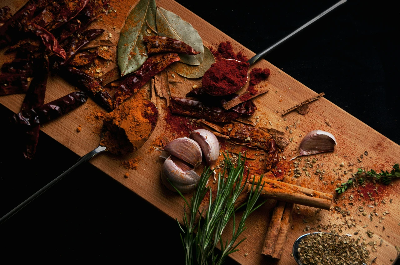 Queste spezie perdono aroma se conservate vicino ai fornelli: scopri quali sono Queste spezie perdono aroma se conservate vicino ai fornelli: scopri quali sono
