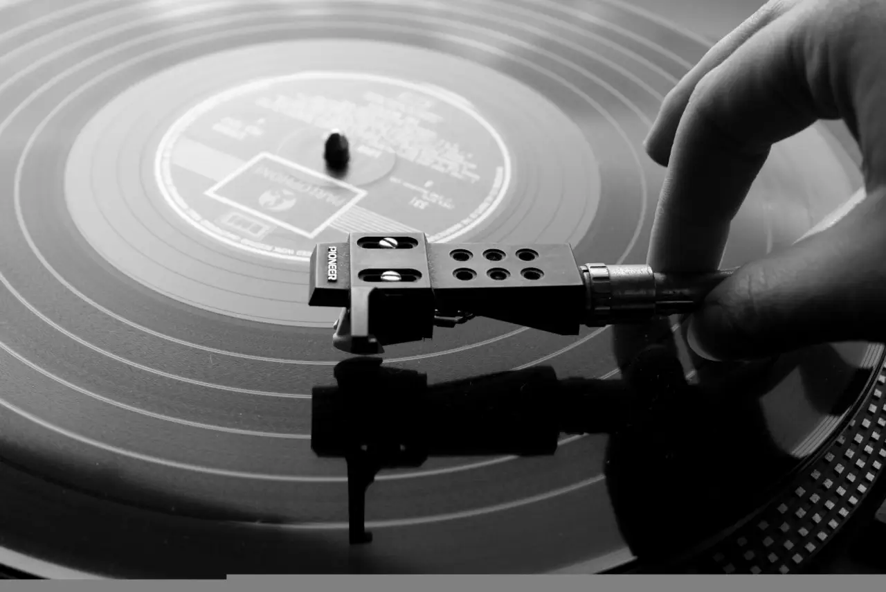 Quanto vale oggi un vecchio grammofono? Prezzi dei cult del passato