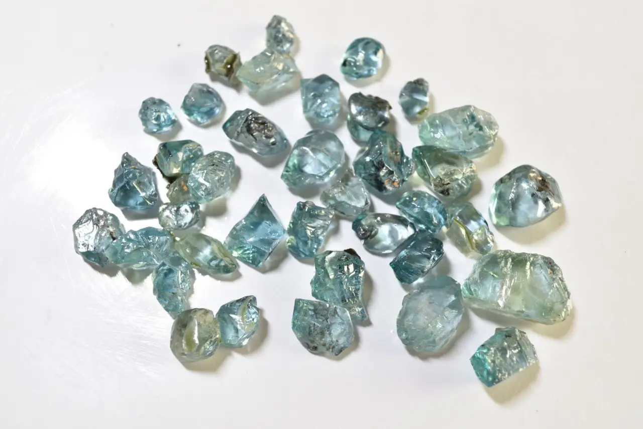 Ecco quali sono le pietre preziose più richieste e come riconoscerle davvero