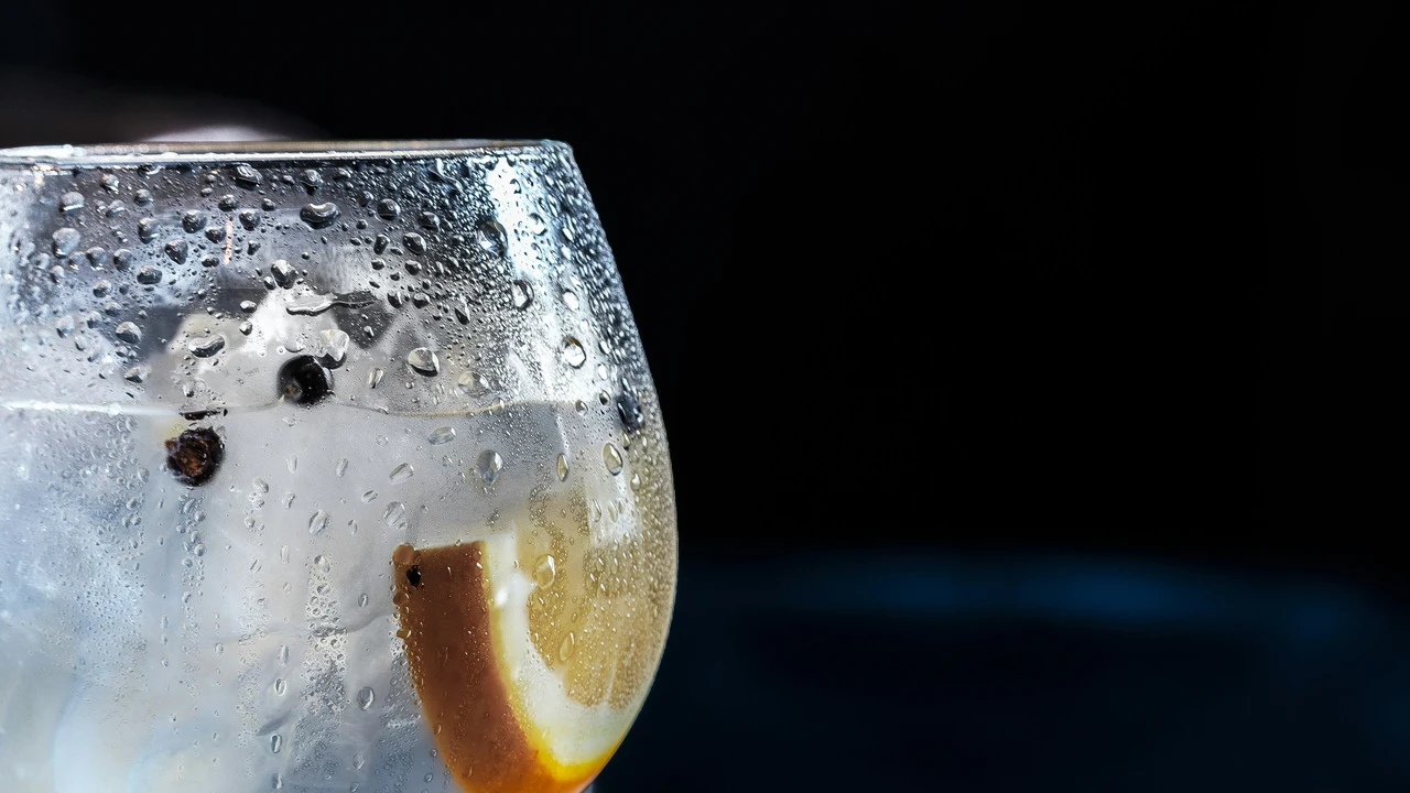 Sudore e stanchezza continua? Potrebbe essere colpa di questa bevanda fresca Sudore e stanchezza continua? Potrebbe essere colpa di questa bevanda fresca