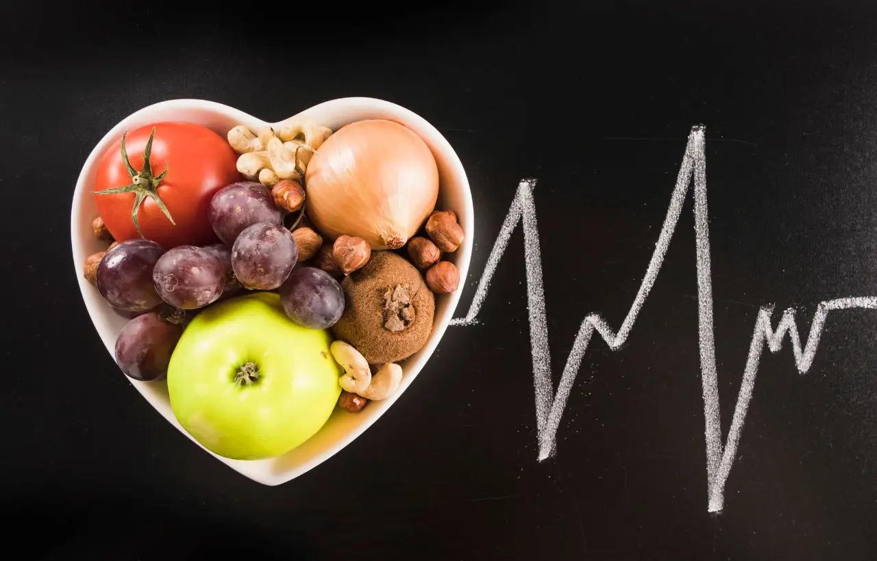 Il frutto che protegge il cuore e abbassa la pressione: ecco quale scegliere Il frutto che protegge il cuore e abbassa la pressione: ecco quale scegliere