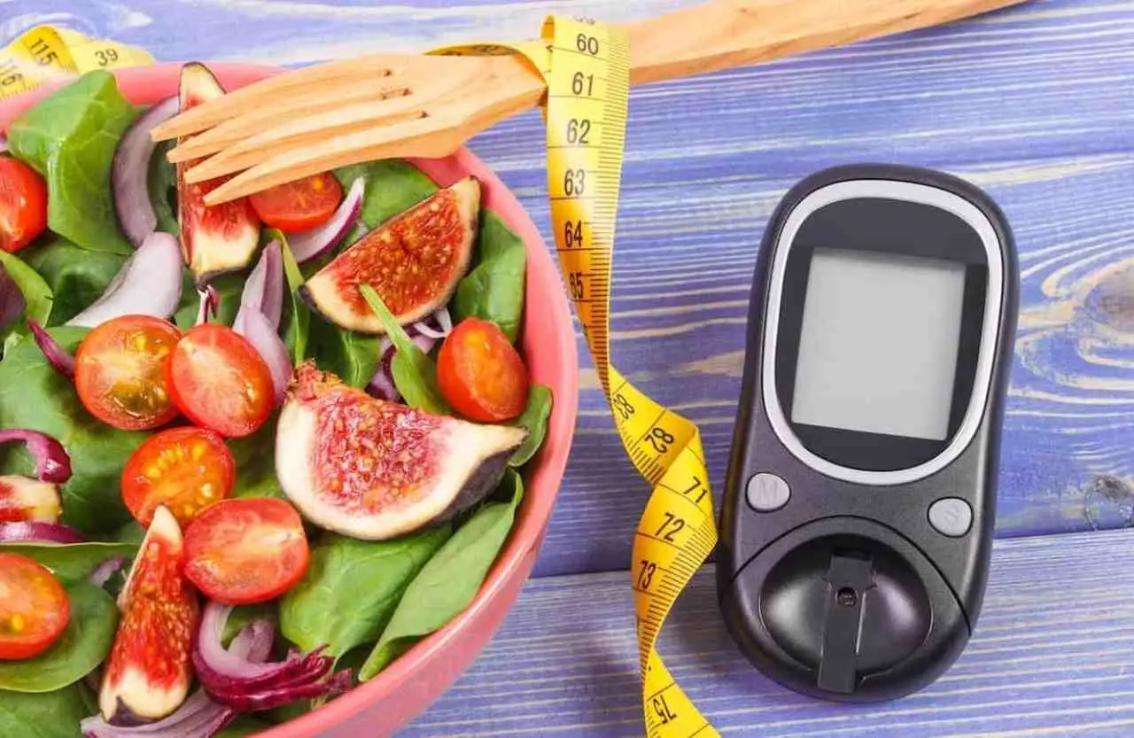 Glicemia alta dopo cena? Ecco cosa mangiare per abbassarla subito Glicemia alta dopo cena? Ecco cosa mangiare per abbassarla subito