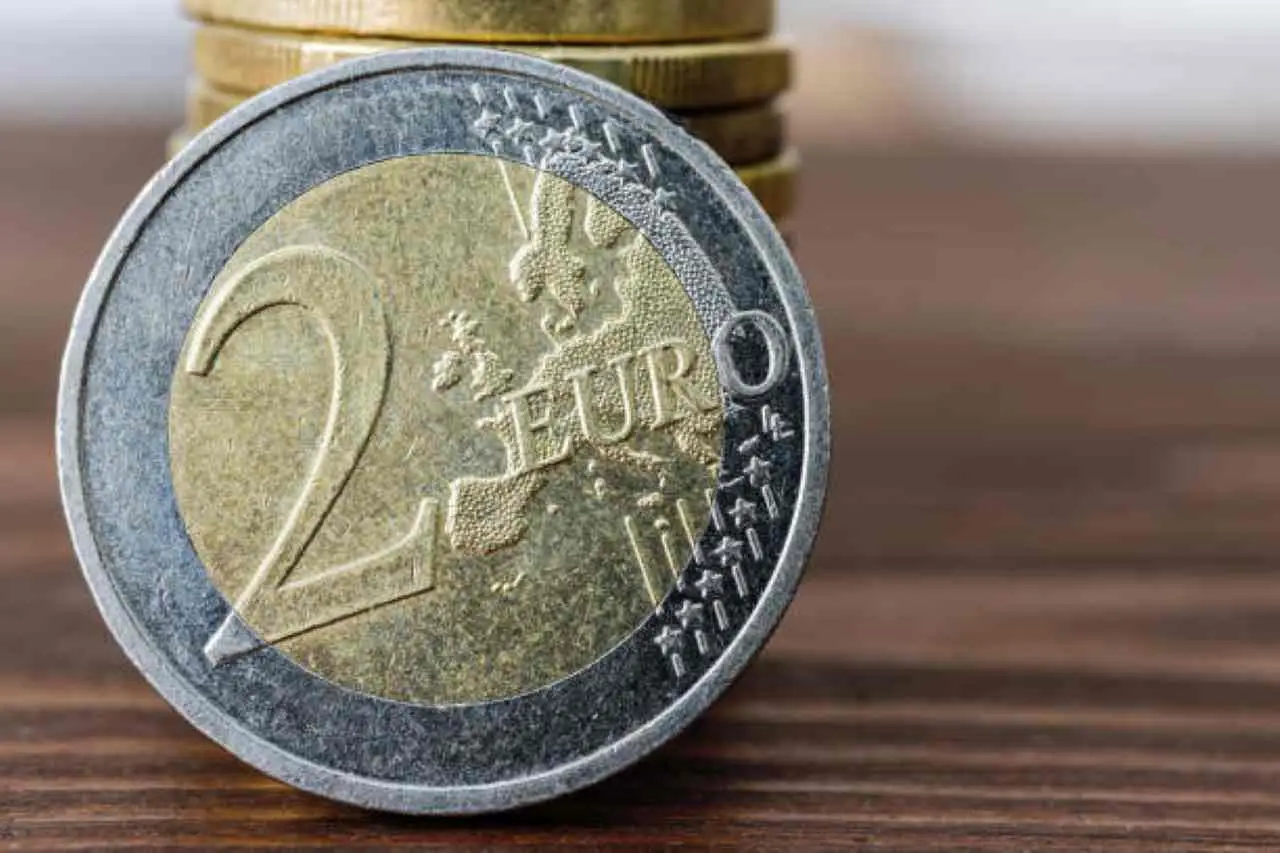 Monete da 2 euro rare: controlla subito queste 3, valgono più di uno stipendio Monete da 2 euro rare: controlla subito queste 3, valgono più di uno stipendio