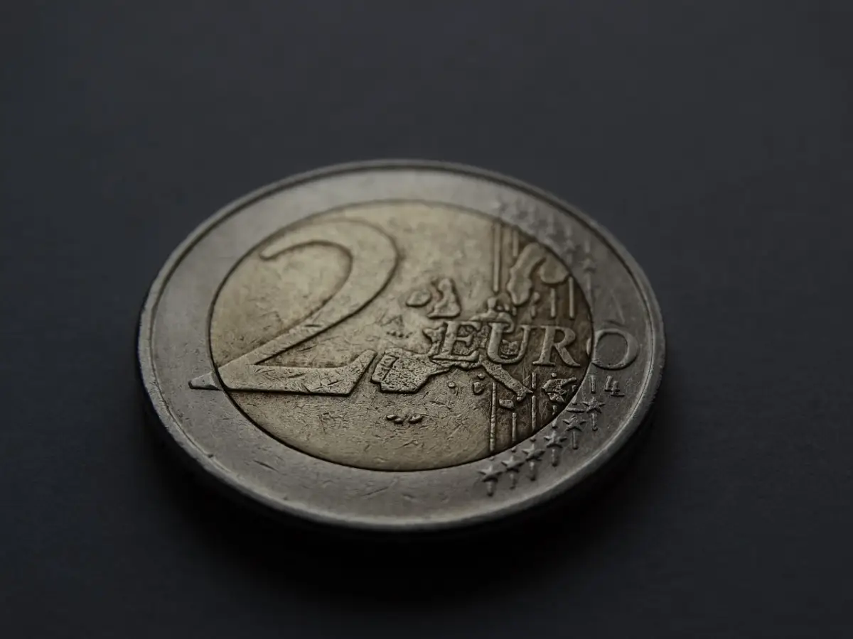 Monete da 2 euro rare: controlla subito queste 3, valgono più di uno stipendio Monete da 2 euro rare: controlla subito queste 3, valgono più di uno stipendio