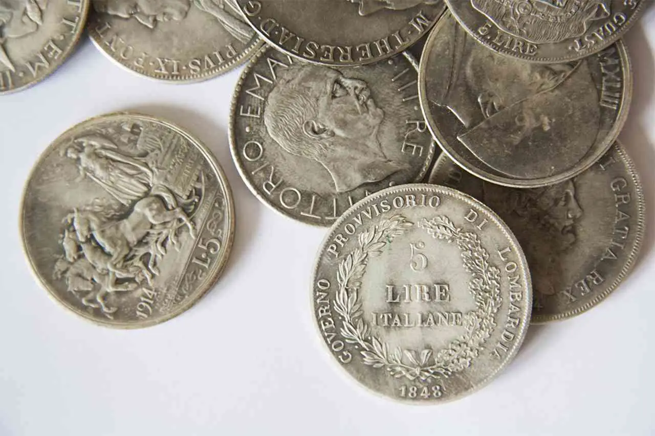 Vecchie lire che valgono migliaia di euro: ecco quali cercare nei cassetti Vecchie lire che valgono migliaia di euro: ecco quali cercare nei cassetti
