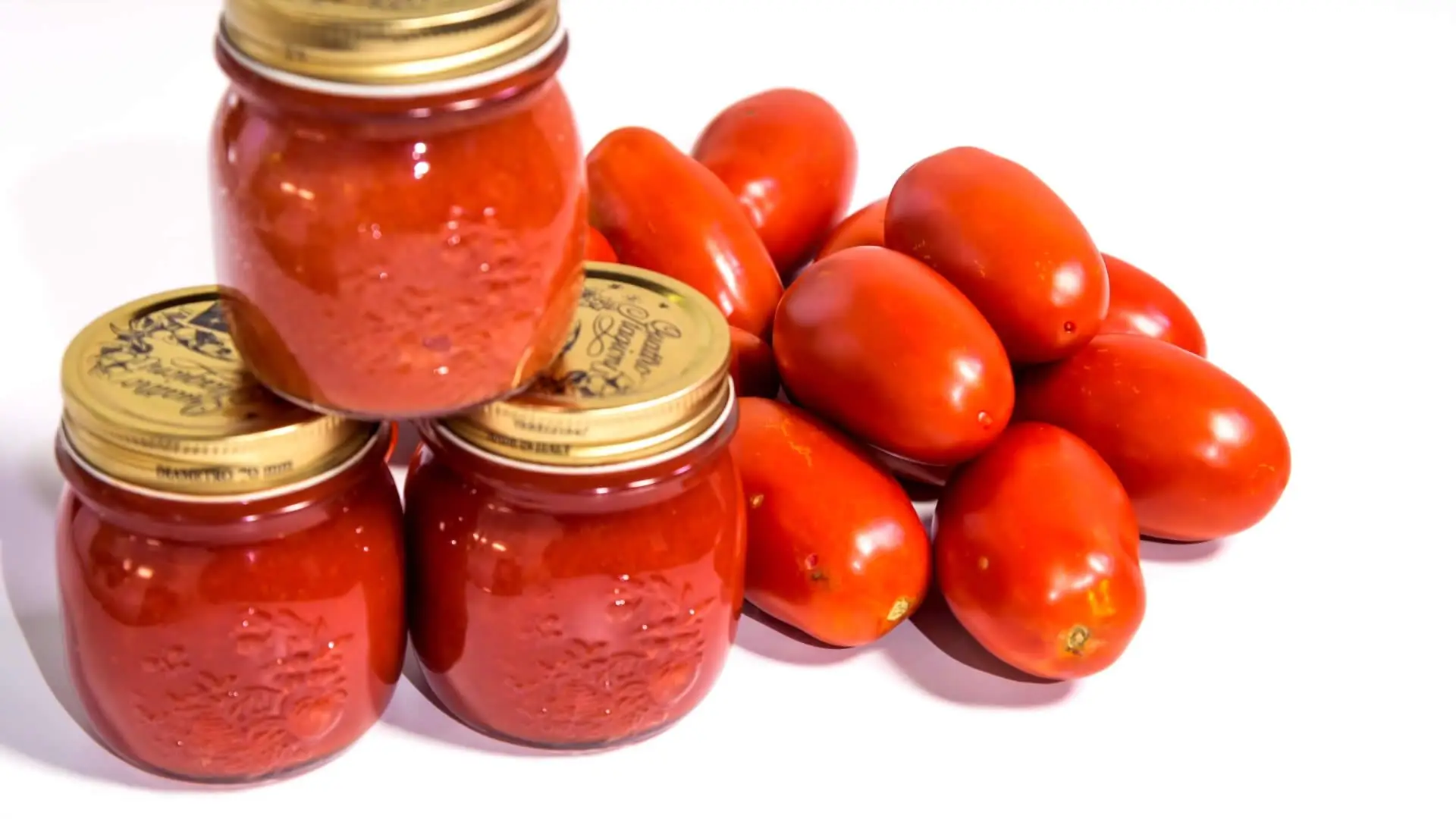 Etichette sulle conserve di pomodoro: quale codice fa la differenza a tavola Etichette sulle conserve di pomodoro: quale codice fa la differenza a tavola