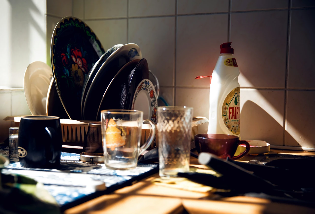 Tazzine sbeccate nella credenza: ciò che potresti non sapere sul loro valore sul mercato Tazzine sbeccate nella credenza: ciò che potresti non sapere sul loro valore sul mercato