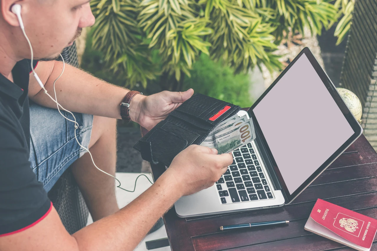 Ecco 5 oggetti comuni che puoi vendere subito online per ottenere denaro extra immediato Ecco 5 oggetti comuni che puoi vendere subito online per ottenere denaro extra immediato