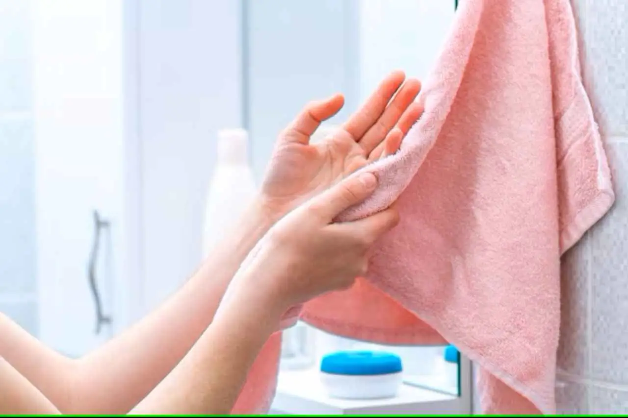 Metti al sicuro la tua salute con questi consigli pratici contro i colpi di calore Metti al sicuro la tua salute con questi consigli pratici contro i colpi di calore
