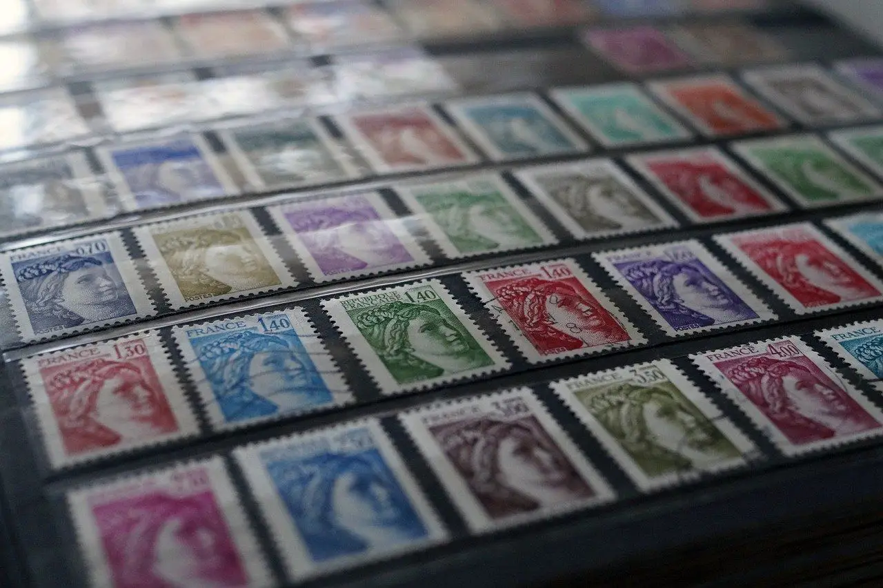 Controlla ora i francobolli della tua collezione, potresti trovare un vero tesoro Controlla ora i francobolli della tua collezione, potresti trovare un vero tesoro