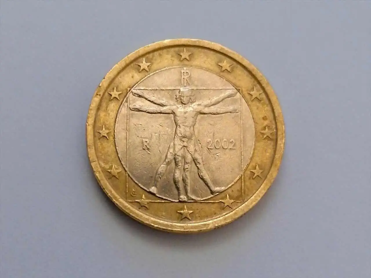 Monete da 2 euro dal 2002: ce n’è una che oggi vale più di mille euro sul mercato Monete da 2 euro dal 2002: ce n’è una che oggi vale più di mille euro sul mercato