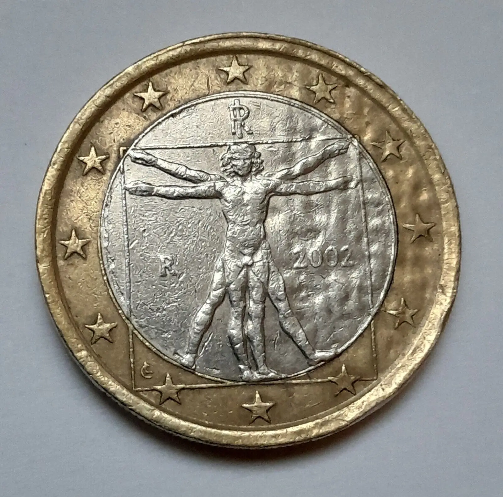 Monete da 2 euro dal 2002: ce n’è una che oggi vale più di mille euro sul mercato Monete da 2 euro dal 2002: ce n’è una che oggi vale più di mille euro sul mercato