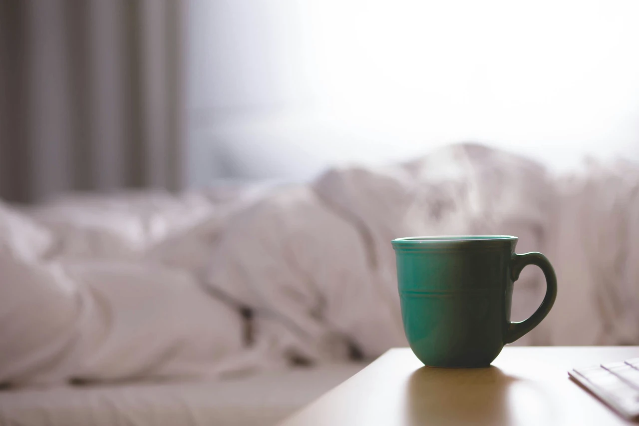 Bevi spesso tisane prima di dormire? Scopri a quali sintomi prestare attenzione Bevi spesso tisane prima di dormire? Scopri a quali sintomi prestare attenzione