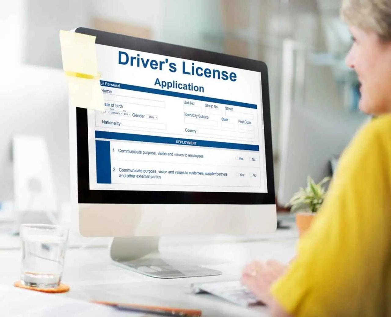 Nuove regole per la guida: quali documenti servono per il rinnovo della patente Nuove regole per la guida: quali documenti servono per il rinnovo della patente